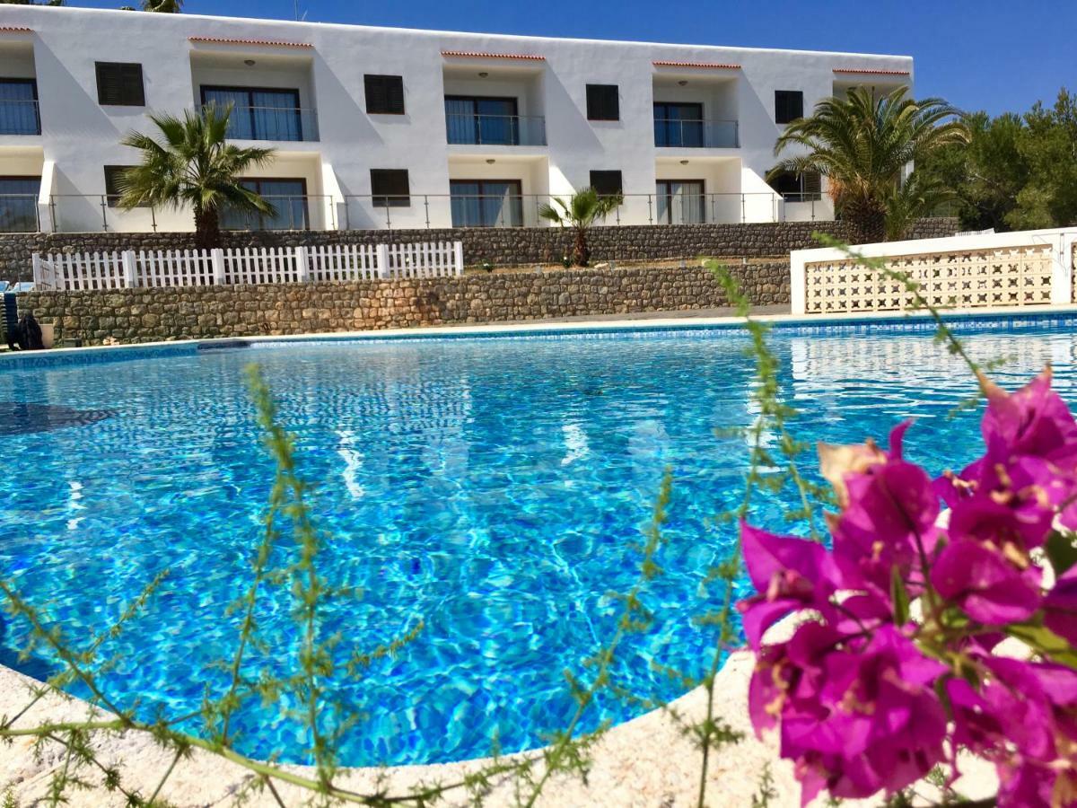 Apartamentos Aguas Blancas Santa Eularia des Riu Exterior photo
